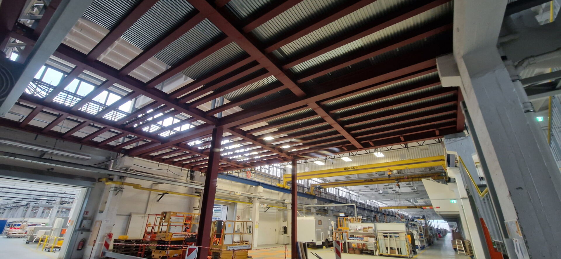 Stahlbau zur Büroerweiterung